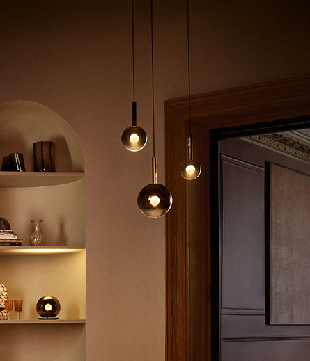 Luna sospeso application campaign 03