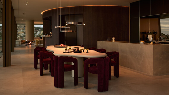 Mito cosmo move über dem Esstisch