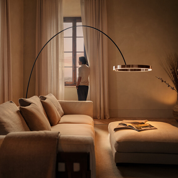 Occhio Mito largo in living room situation with people