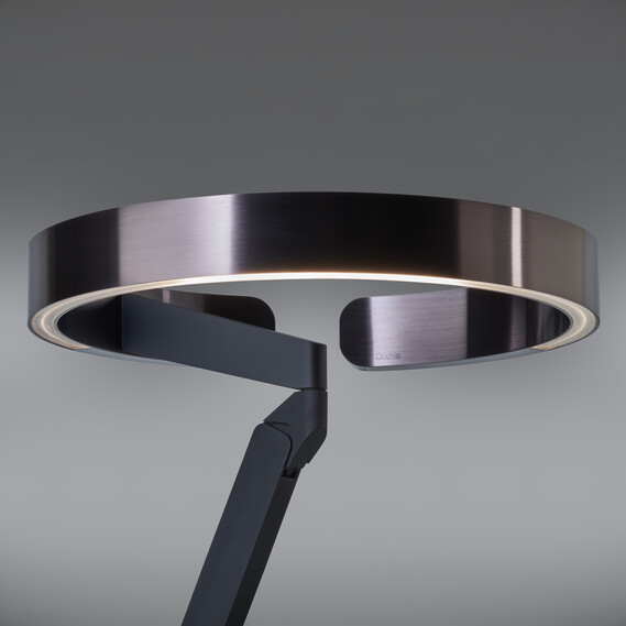 Occhio Gioia tavolo table ring led luminaire close up shot