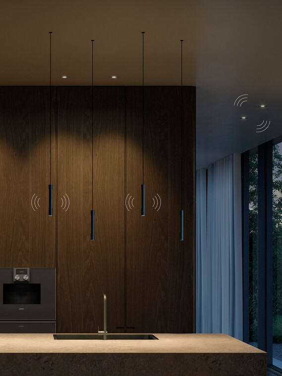 Occhio air sync with coro sospeso and coro piano pure