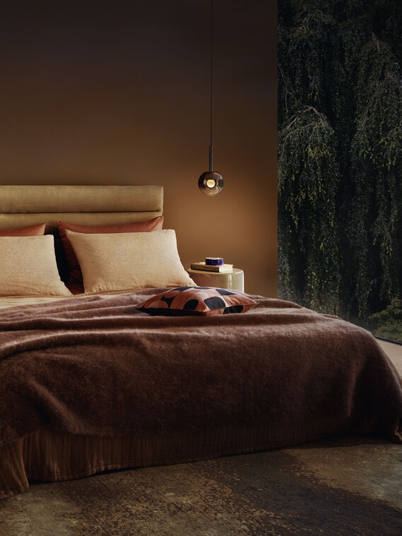 Luna sospeso bedroom