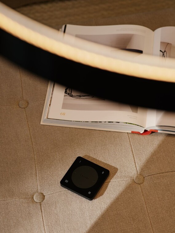 Occhio air controller Licht steuern