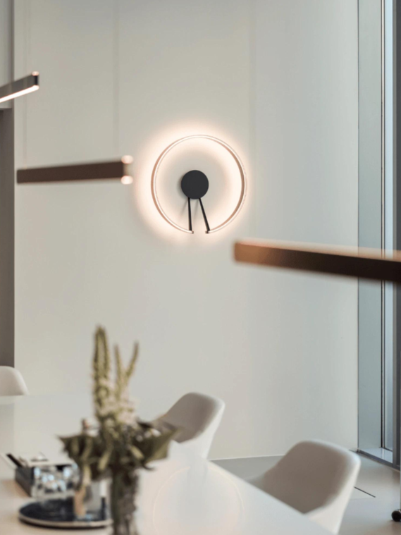 CEO-Office Mito aura wall