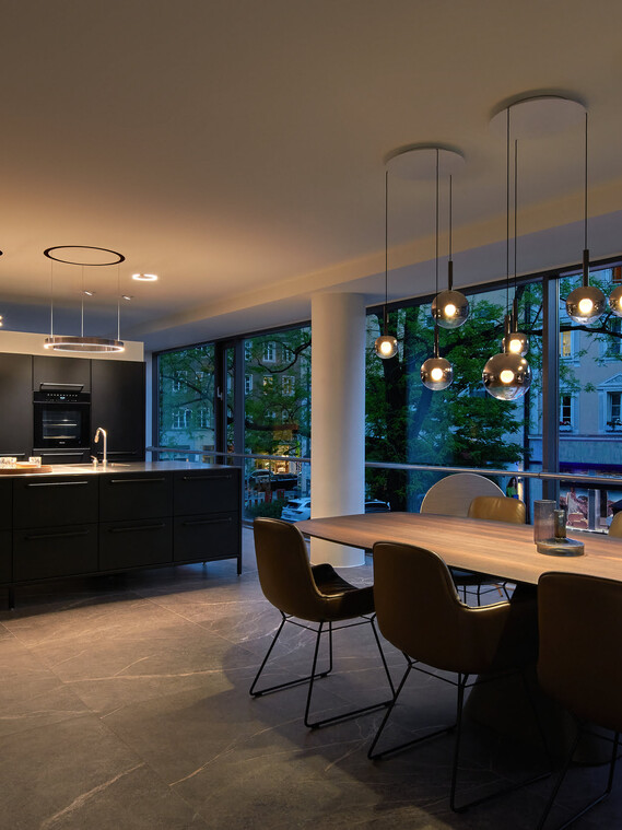 B&O Lightspace Luna sospeso & Mito cosmo