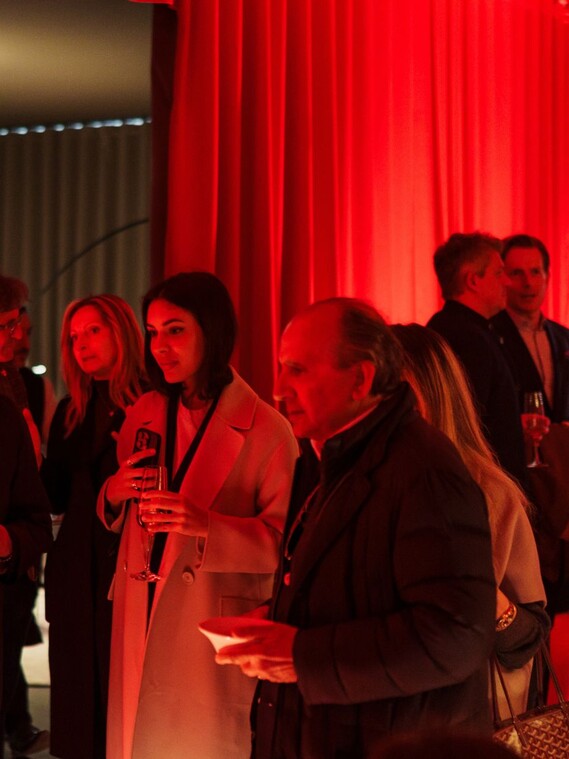 MDW 2025 Axel Red Saloon