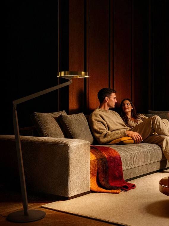 Occhio Wohnzimmer mit Kamin Leuchten in bronze