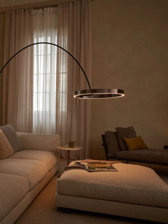 Occhio mito largo mobile luminaire in living room situation 