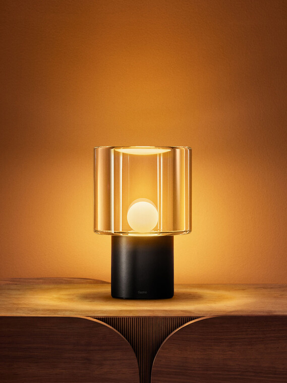 Occhio Era Design cordless lumonaire battery light glas on sidetable