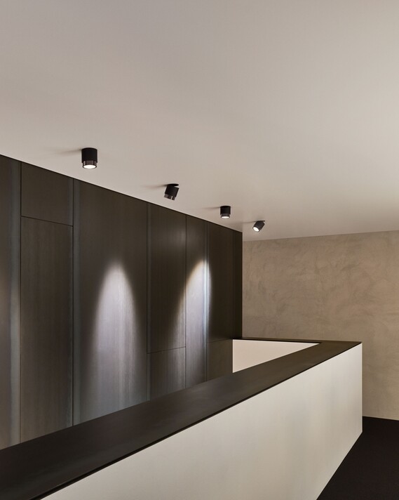 Deckenstrahler lui alto Flur
