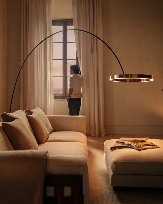 Occhio Mito largo in living room situation with people