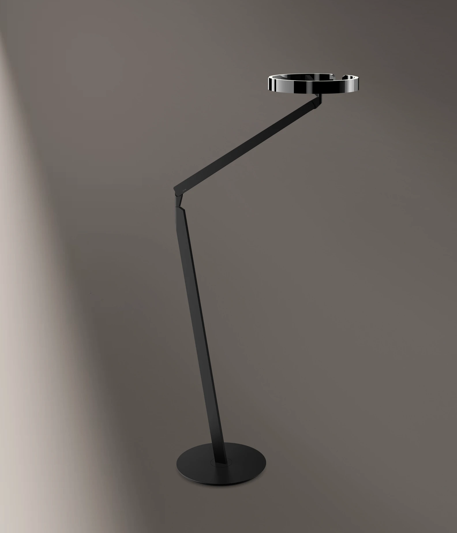 Occhio Gioia lettura dark chrome floor reading lamp