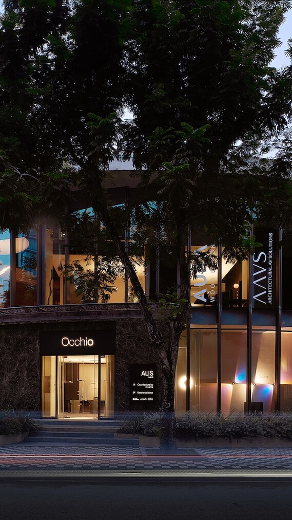 Occhio store by Alis Lighting