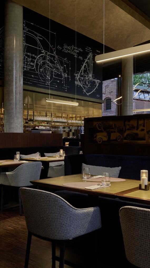 Occhio_Mito volo_gold matt_Restaurant Cord_3
