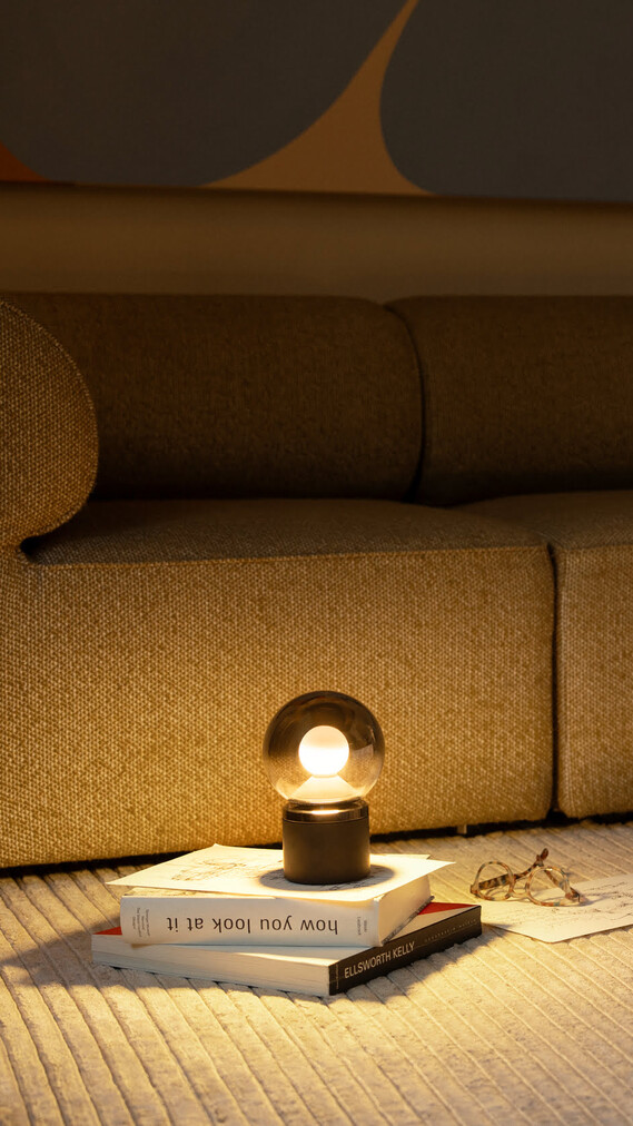 Luna pura Couch 