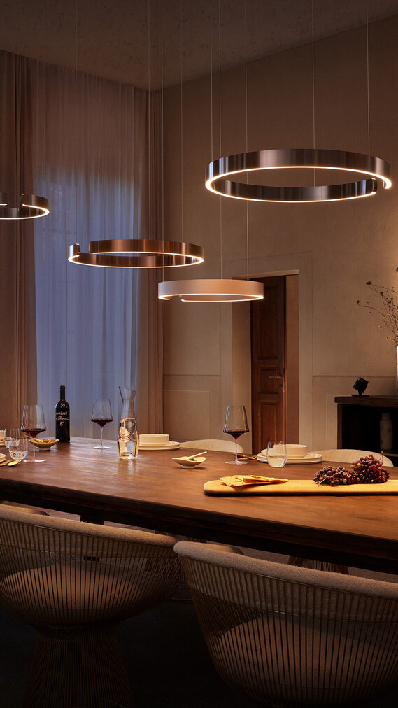 Occhio mito sospeso Designleuchten über Esstisch