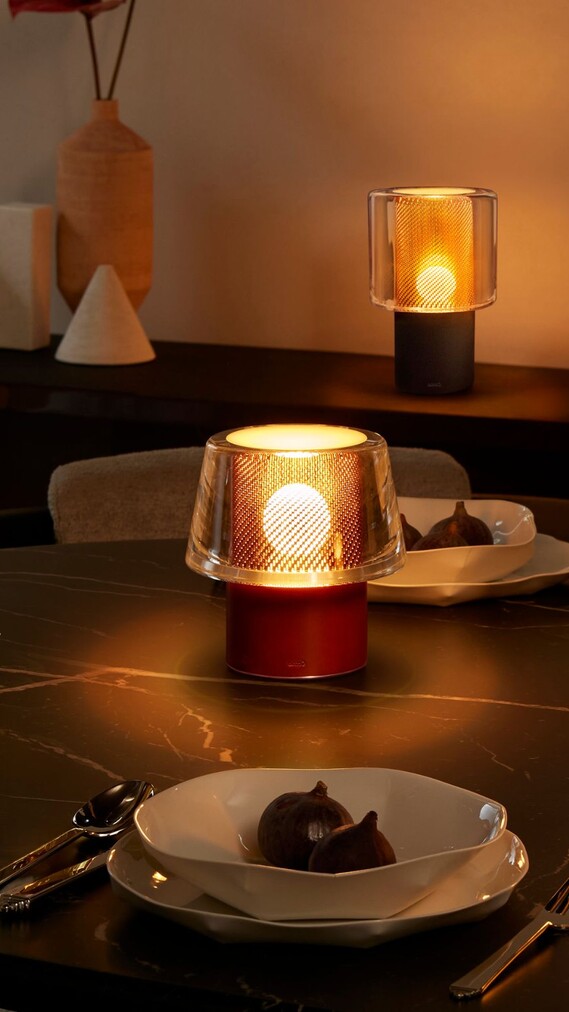 Occhio Era lusso glass table luminaire metal mesh on dinner table